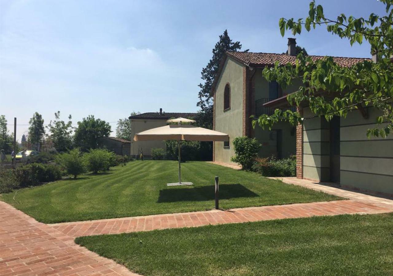 Agriturismo Bassanine Monticelli dʼOngina 외부 사진